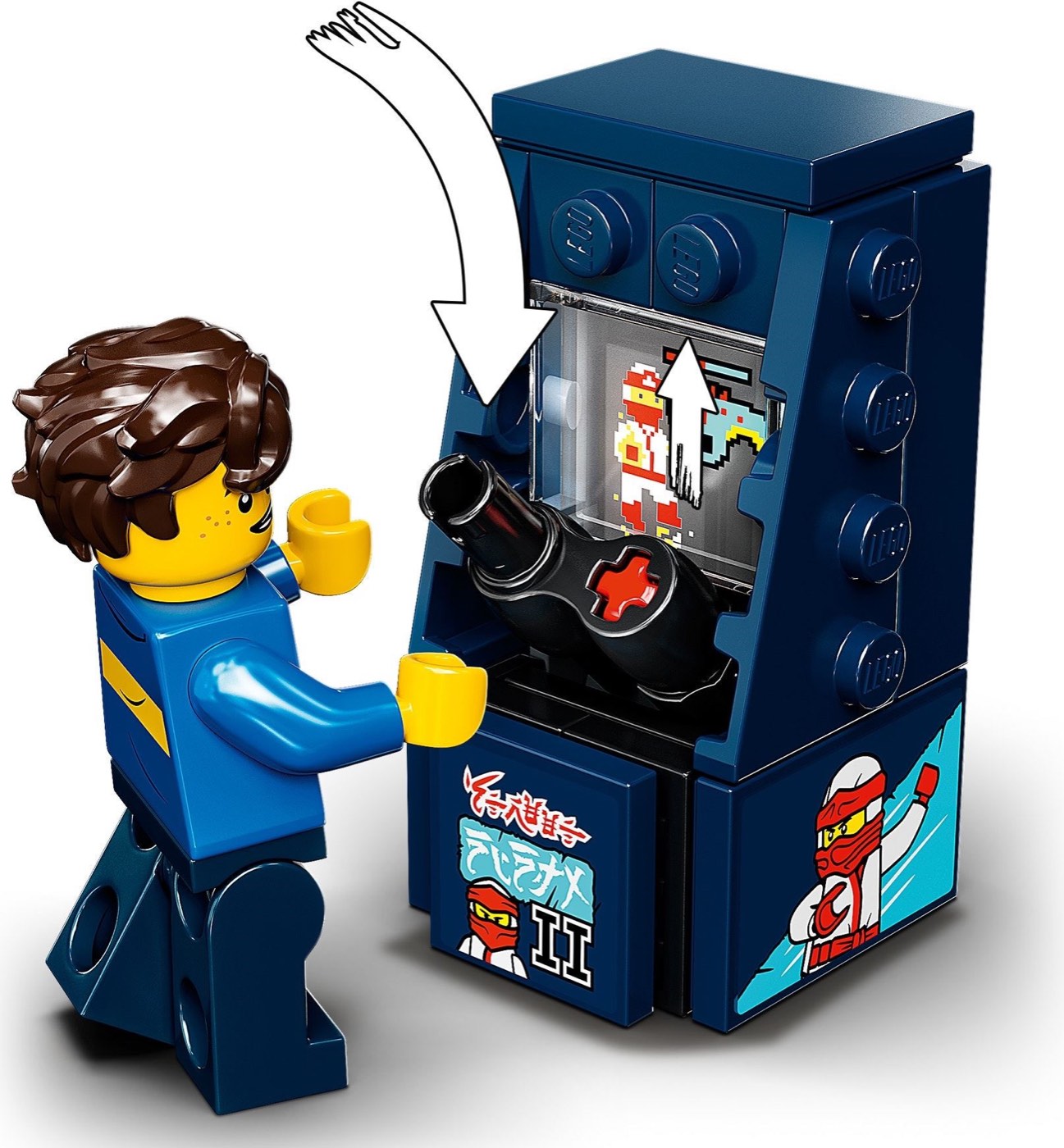 Jay minifigure beside the brick-built arcade cabinet from LEGO Ninjago City Gardens 71741, with printed screen and cabinet art